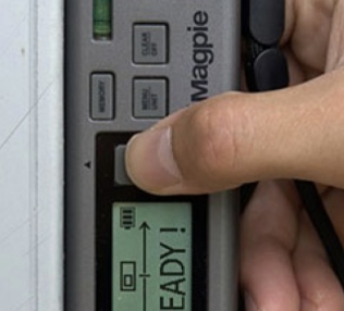 在这个很酷的激光测距工具上节省54美元